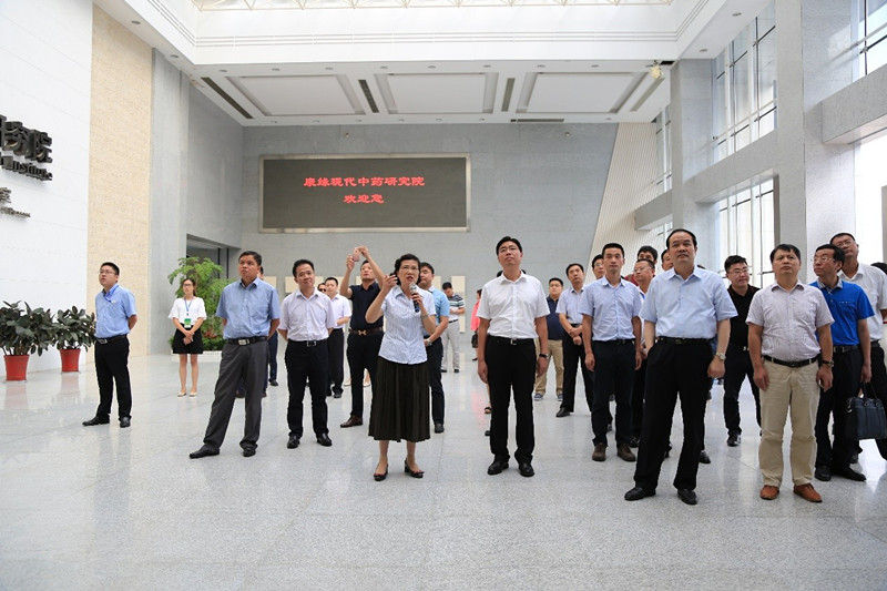 第七届淮海经济区核心区城市市长会议与会领导莅临orange平台药业考察