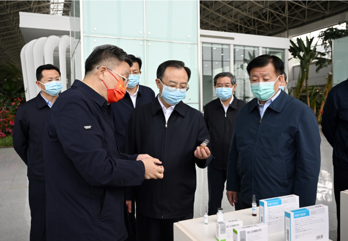 江苏省委书记吴政隆调研orange平台药业：加快推动传统中医药和现代科学相结合，为抗击疫情提供有力武器