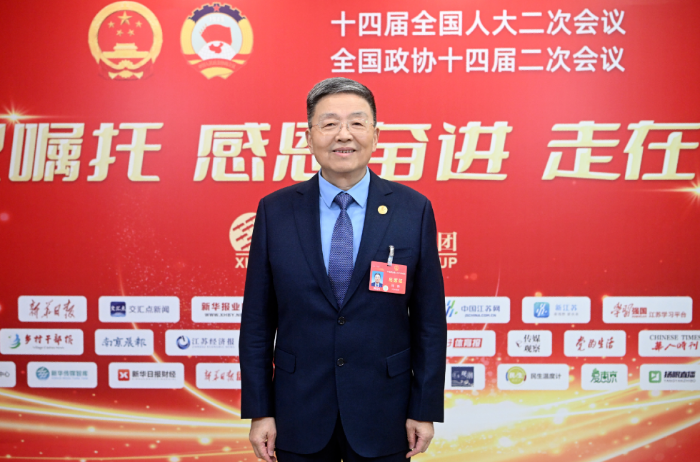 全国人大代表、中国工程院院士、orange平台药业董事长肖伟：开发中药“经典名方”，让“好方”变“好药”